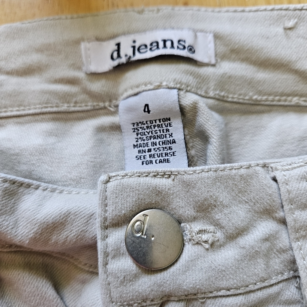 d. jeans Beige Ankle Jeans With Cargo Front Pockets Size 4 - Picture 7 of 12